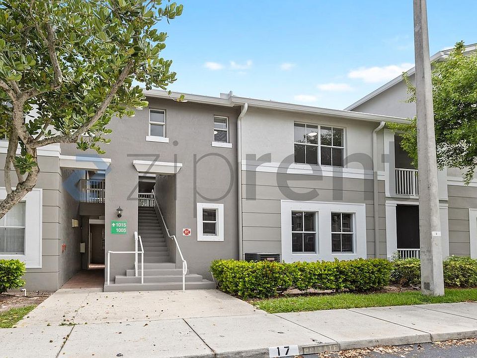 1st image of 1015 Shoma Dr