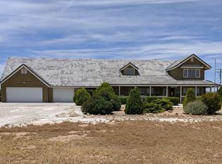 35668 Mountain View Rd, Hinkley, CA 92347