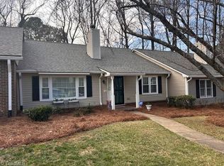 12 Brownstone Ln, Greensboro, NC 27410