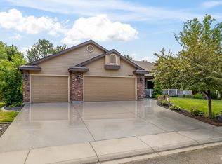 1930 N Prestwick Way, Eagle, ID 83616