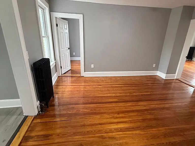266 Linden St — Photo 6