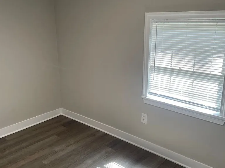 4001 Sheraton St — Photo 2