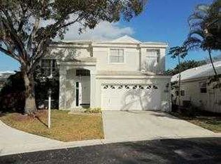 9566 NW 8th Cir, Plantation, FL 33324