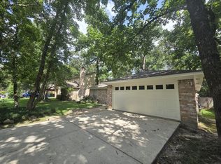 21 N Waxberry Rd, Spring, TX 77381
