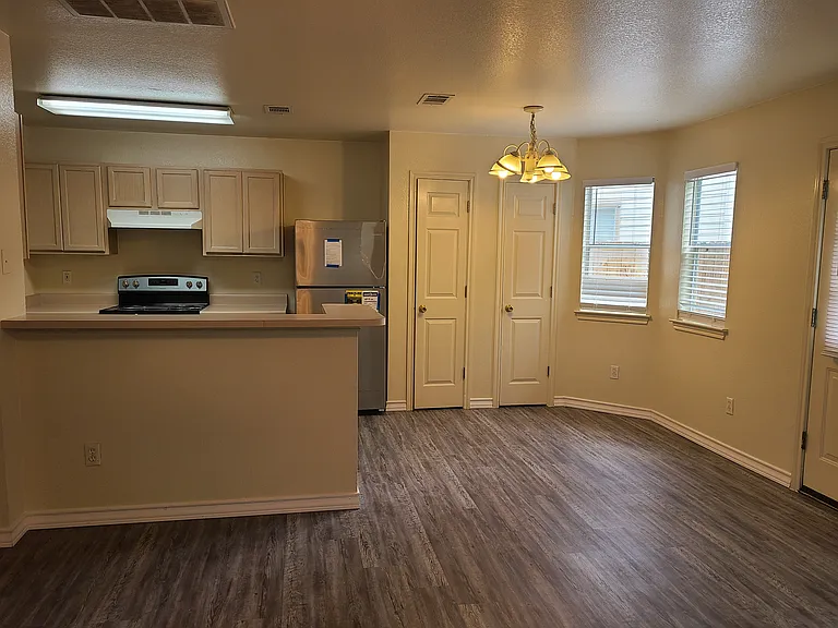 808 Sagewood Trl #808 — Photo 7