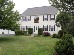 7 Mary Jane Rd, Franklin, MA 02038