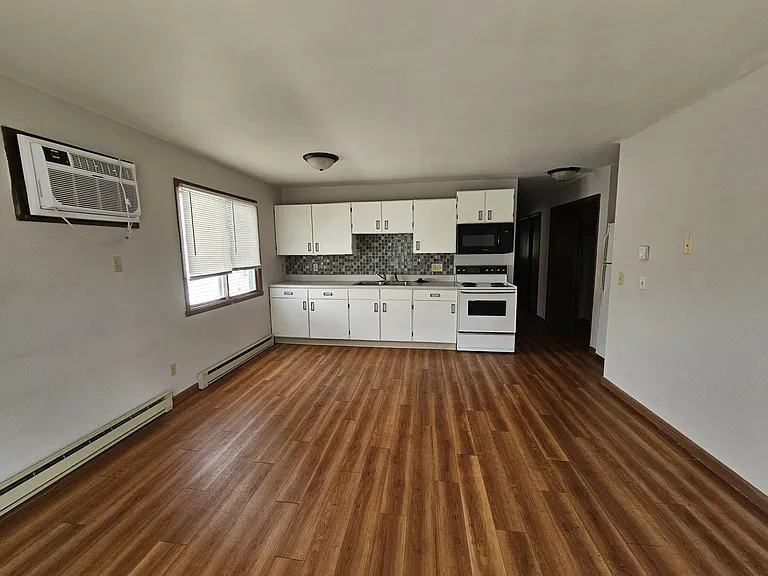 708 W Lincoln Ave #1 — Photo 9