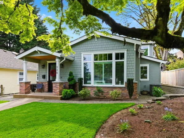 330 6th St, Lake Oswego, OR 97034