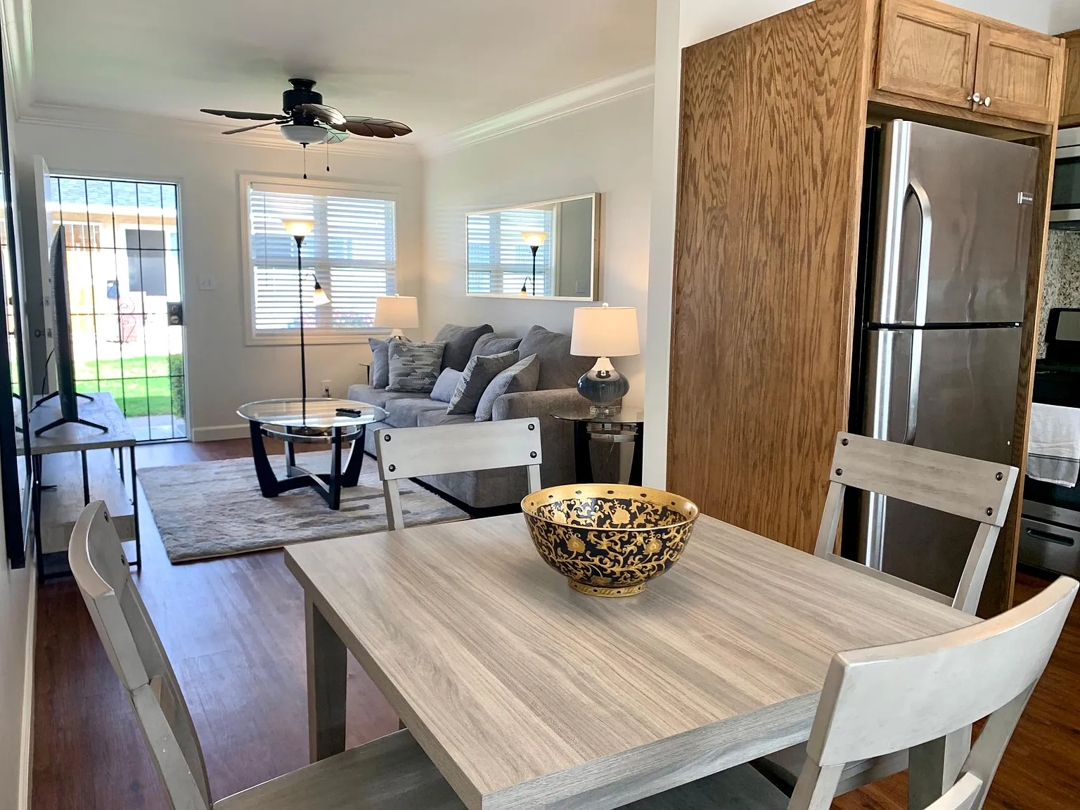 1 bed, $3,400 — Photo 3