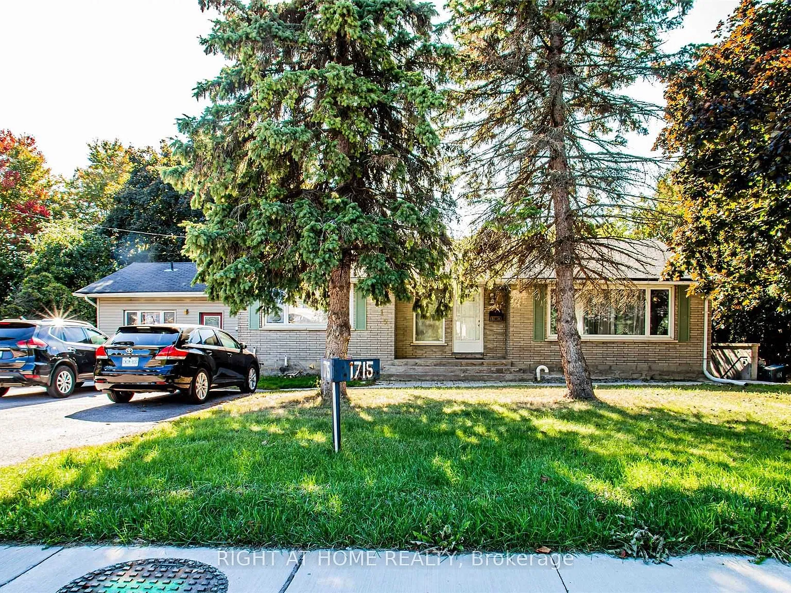 3 bed, $2,000 — Photo 1