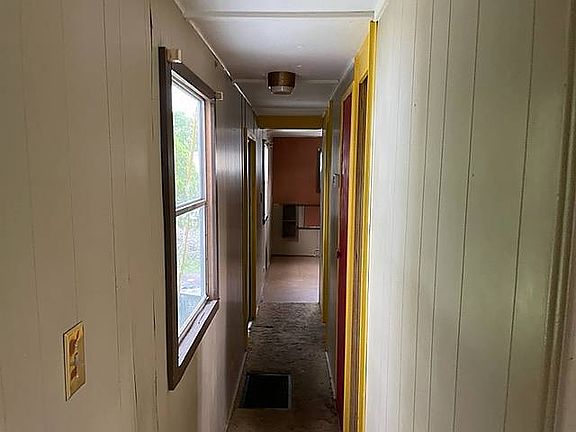 5th image of 1300 Hand Ave