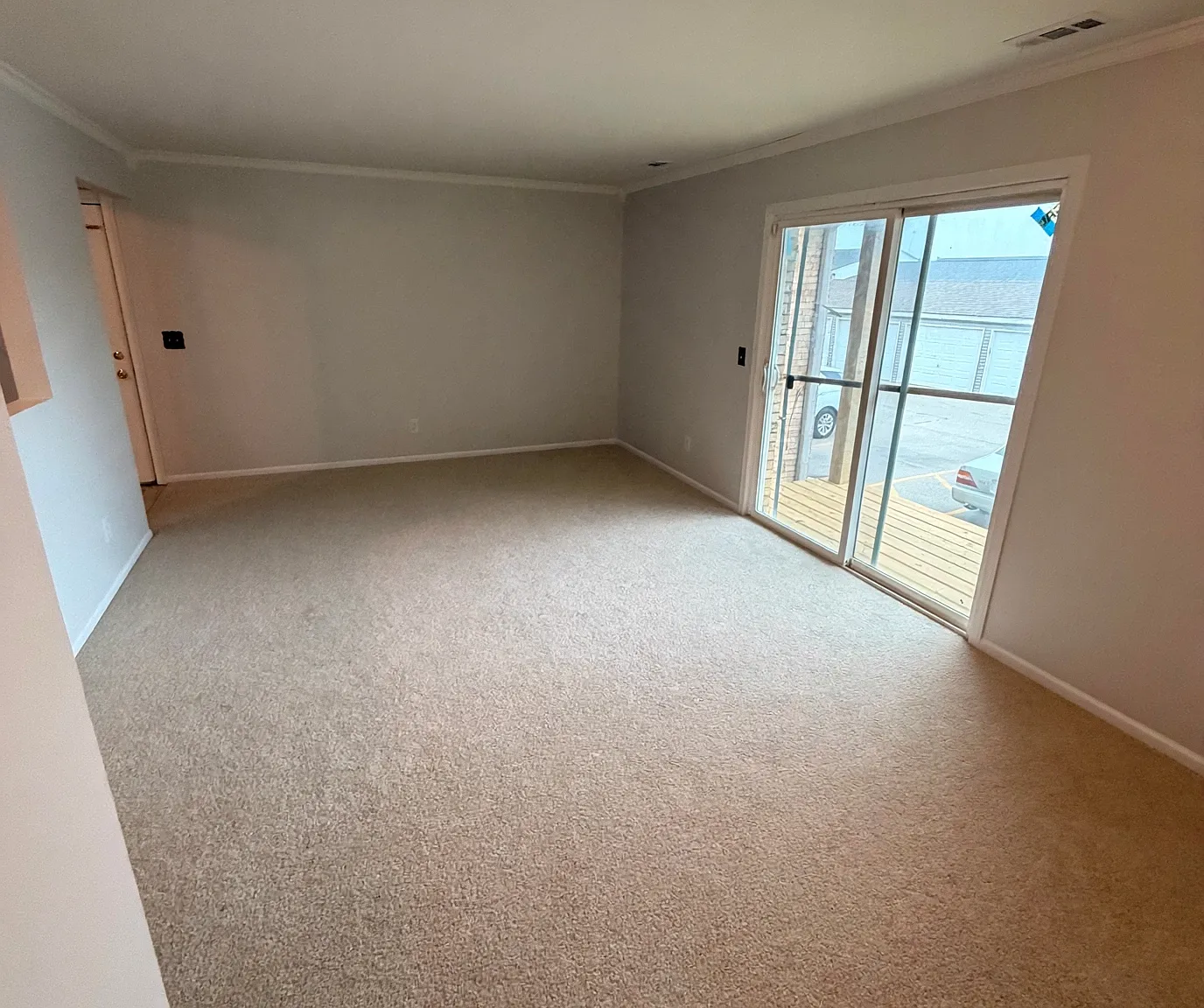 2 bed, 952 sqft, $1,825 — Photo 4