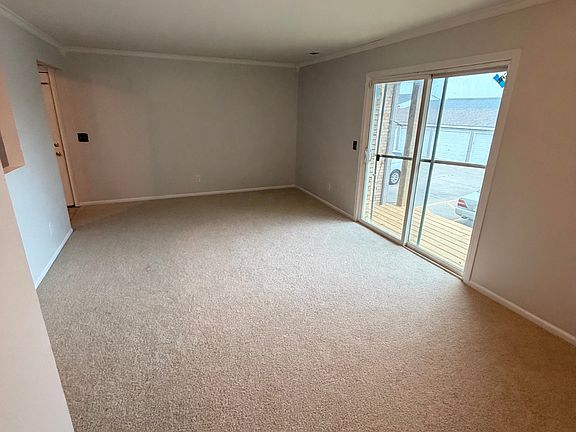 4th image of 2390 Bicentennial Ave APT 8