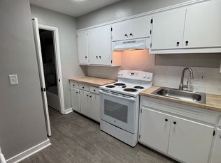 128 S Miller Rd #8, Akron, OH 44333