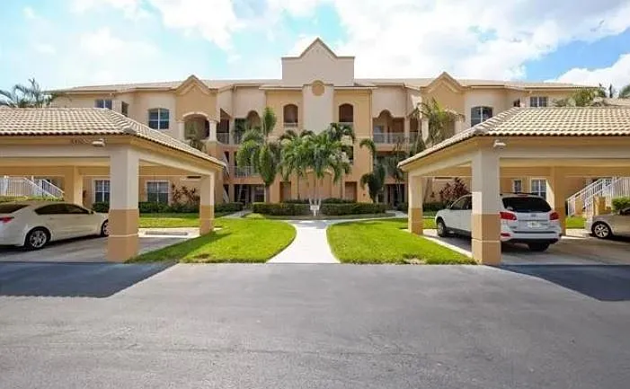 16450 Millstone Cir #303 — Photo 26