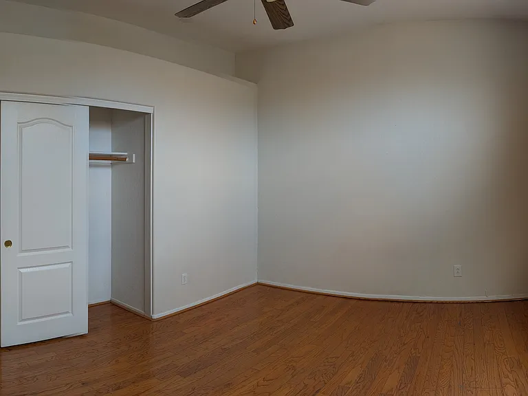 1493 W Chilton Ave — Photo 5