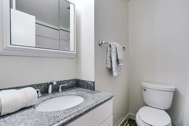 903 Carole Ct SE — Photo 17