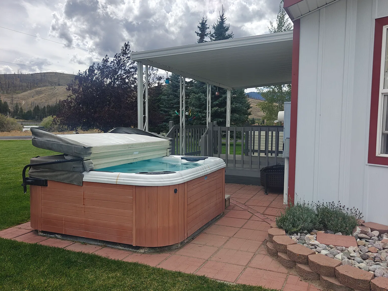 2 bed, 900 sqft, $1,750 — Photo 4