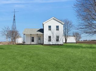 3292 E 24th Rd, Marseilles, IL 61341