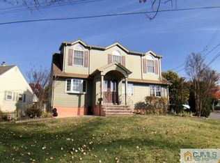 2 Emery St, Iselin, NJ 08830