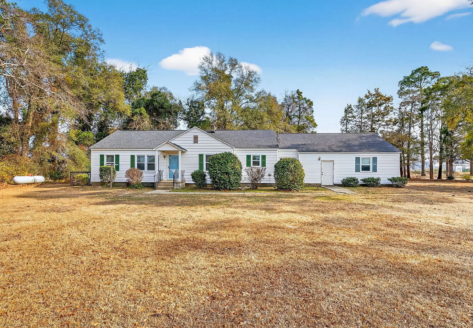 3 bed, 2.0 bath, 1532 sqft, $1,700 — Photo 2