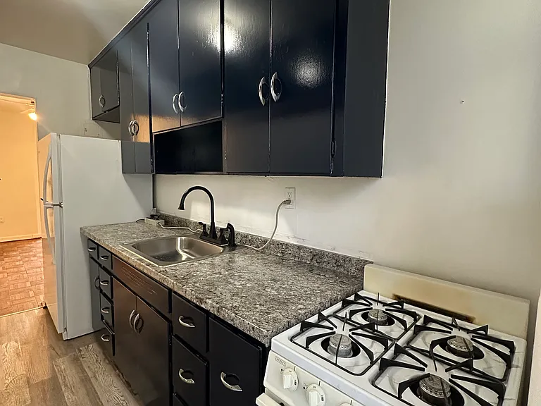 704 Chaney Dr #4 — Photo 7