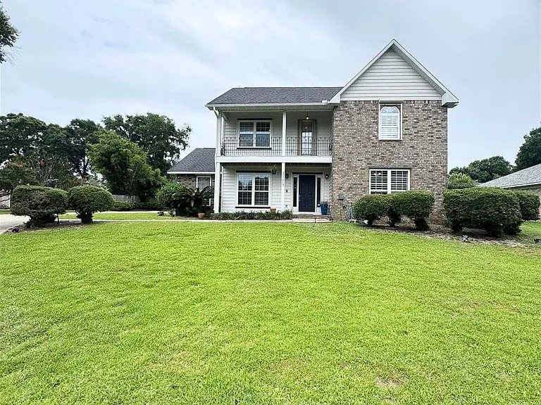 3019 Keats Dr — Photo 1