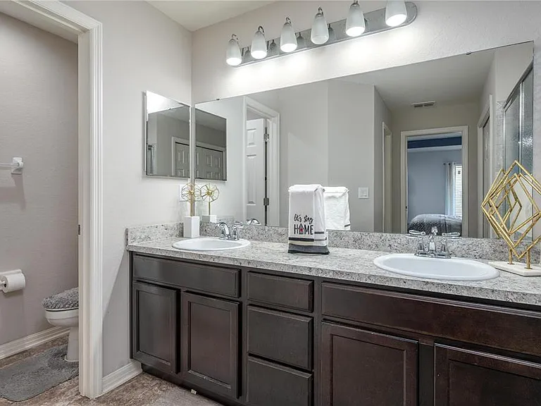 501 Interlock St — Photo 23