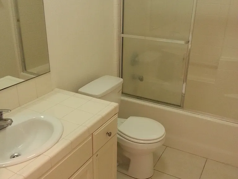 28160 Landau Blvd — Photo 9