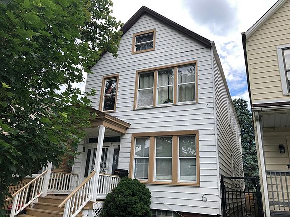 2nd image of 5349 S Maplewood Ave