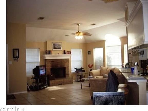 2nd image of 3313A Forestwood Dr