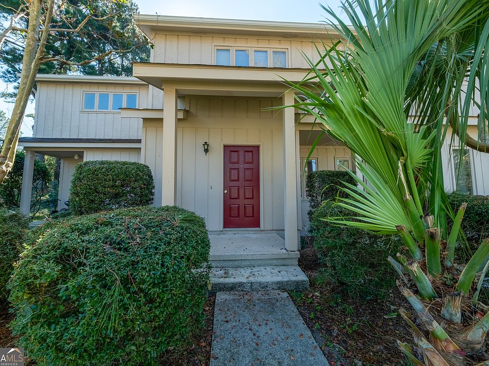 1st image of 6 Woodrum Pl