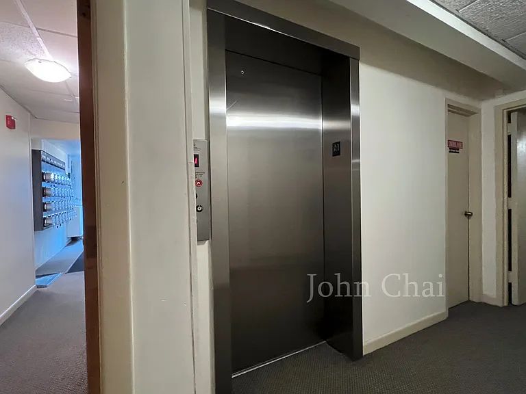95 Sutherland Rd #2D — Photo 36