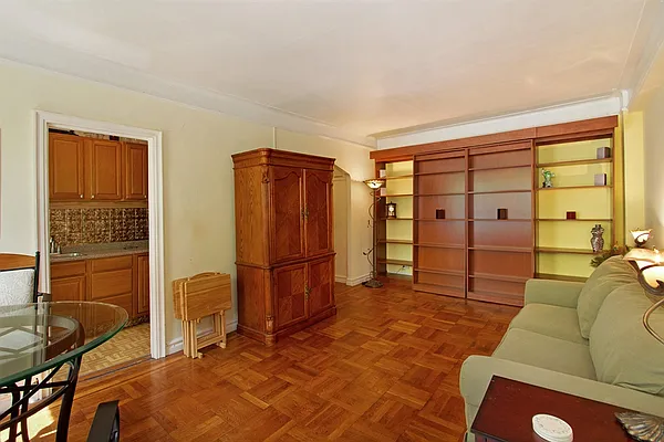 Sold by Corcoran | media 7