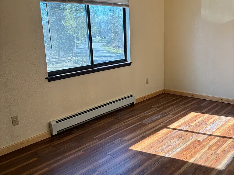 2104 Roosevelt Dr #1 — Photo 9
