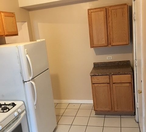 3rd image of 33 N Lorel Ave APT 2E