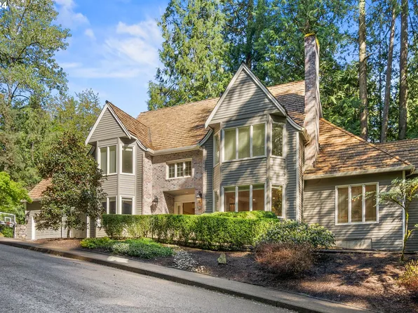 10914 SW Creightonwood Pl, Portland, OR 97219