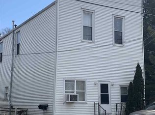 108 S State St, Poplar Grove, IL 61065