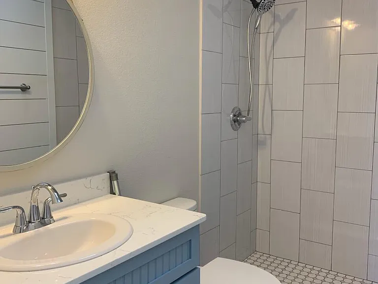 421 Pelican Bay Dr — Photo 12
