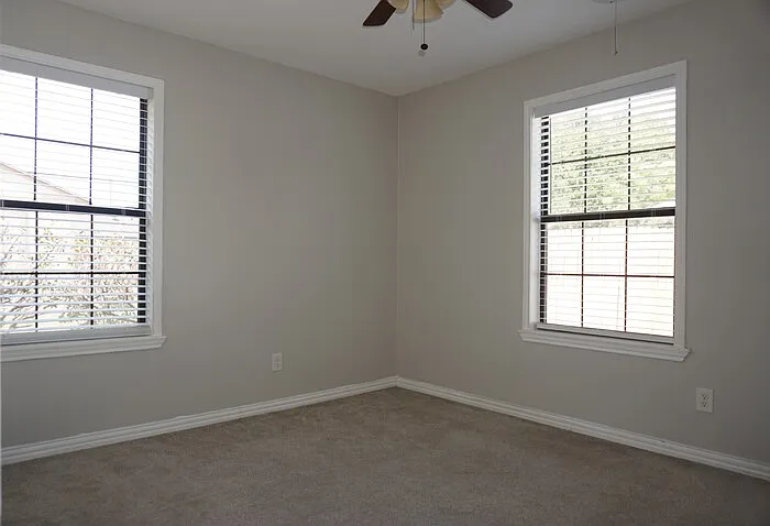 5225 Mack Rd — Photo 11