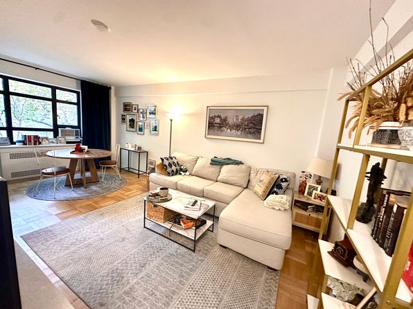 100 Remsen St APT 1D