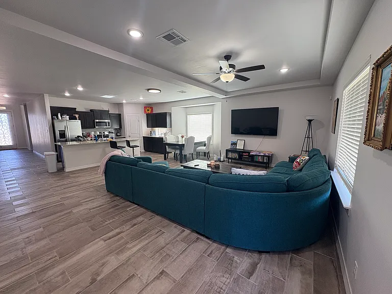 1107 Sky River St #4/3 — Photo 5