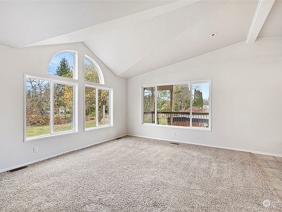 4th image of 5515 390th Street Ct E