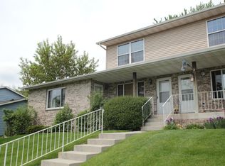 208 S 18th Ave APT A, West Bend, WI 53095
