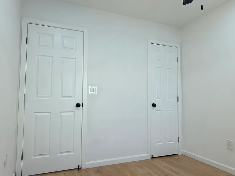 1016 Cedar Brk — Photo 15