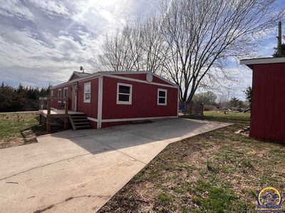 10611 Jesse James Rd, Ozawkie, KS, 66070