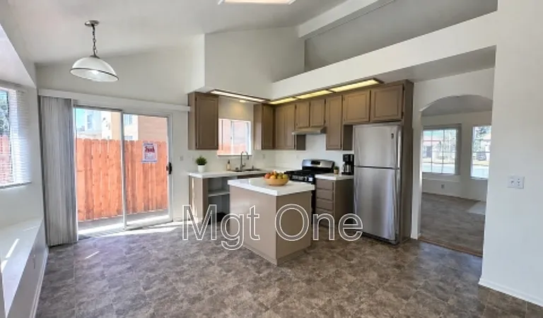 12780 Pan Am Blvd — Photo 3