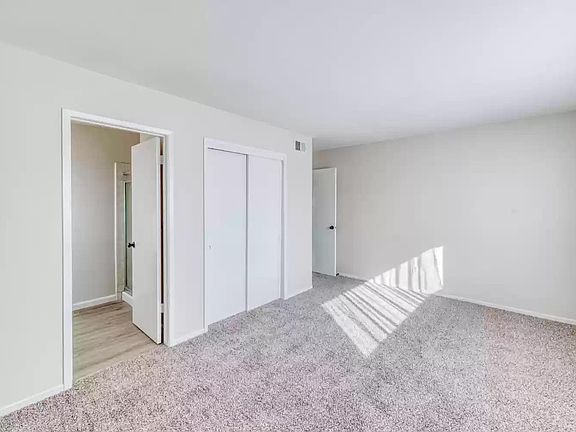 2nd image of 1433 Forest Creek Dr