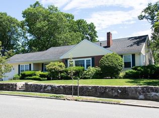 370 Forest Ave, Swampscott, MA 01907