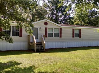 269 Chestnut Ln, Grantsboro, NC 28529